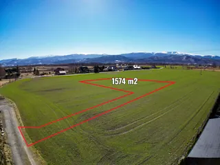 Wojcieszyce 1576 m² z panoramą Karkonoszy