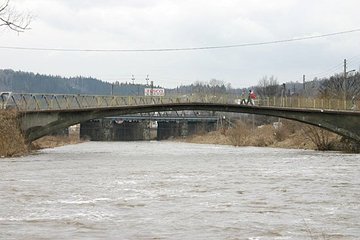 cicha-woda-brzegi-rwie-5696